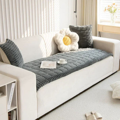 Polyester Blend Sofa Cover with Non Slip Backing and Machine Washable Fabric