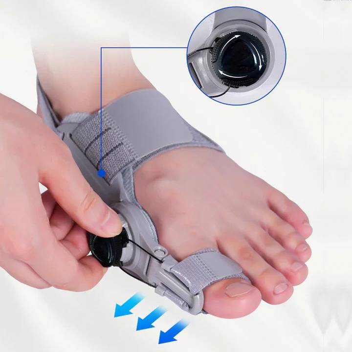 Adjustable Bunion Corrector with Hinge Joint and Silicone Padding, Universal Size