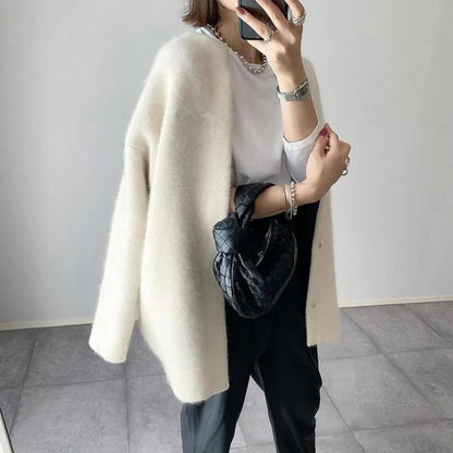 Relaxed Fit Cardigan with Plush Fabric and Open Front Design for Women