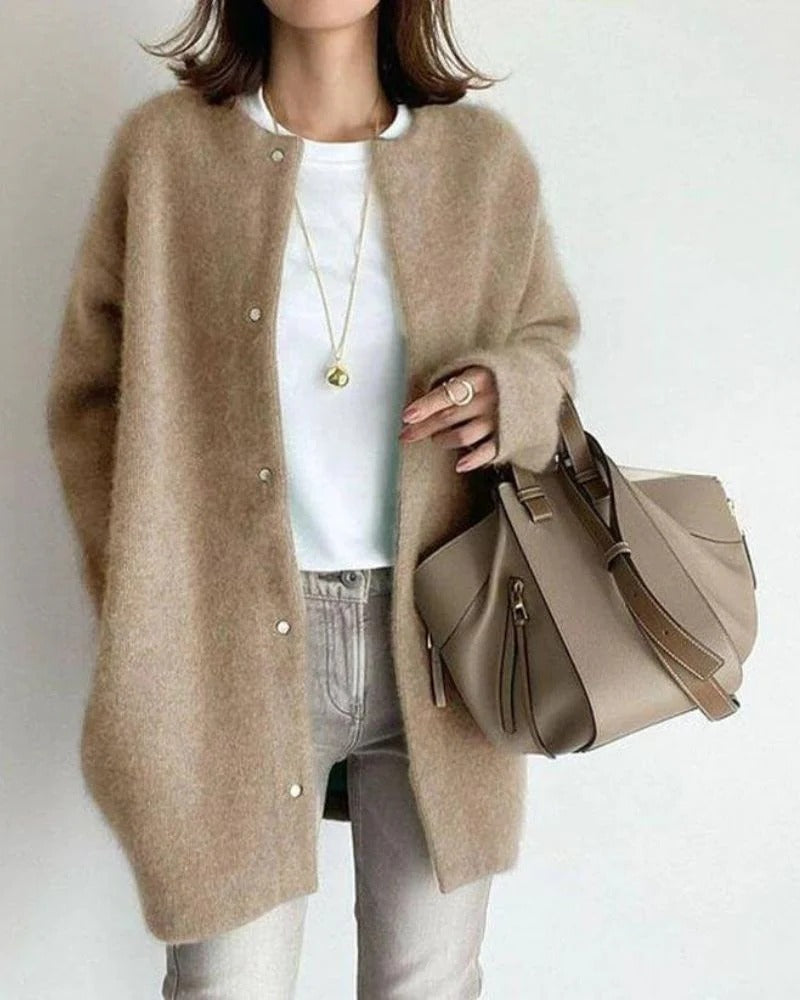 Relaxed Fit Cardigan with Plush Fabric and Open Front Design for Women