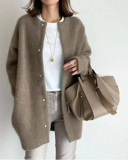 Relaxed Fit Cardigan with Plush Fabric and Open Front Design for Women