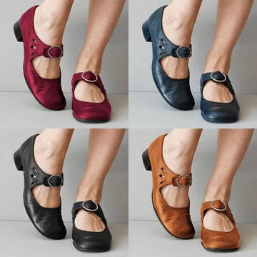 Padded Slipper Sandals for Women with Arch Support and Shock Absorbing Sole