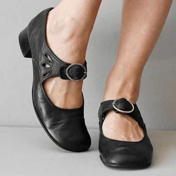 Padded Slipper Sandals for Women with Arch Support and Shock Absorbing Sole