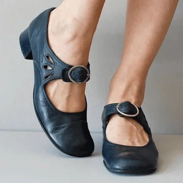 Padded Slipper Sandals for Women with Arch Support and Shock Absorbing Sole