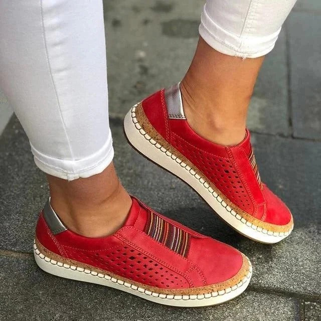 Slip-On Women's Sneakers with Air-Permeable Upper and Toe Clasp Hold, Flat Bottom Sole