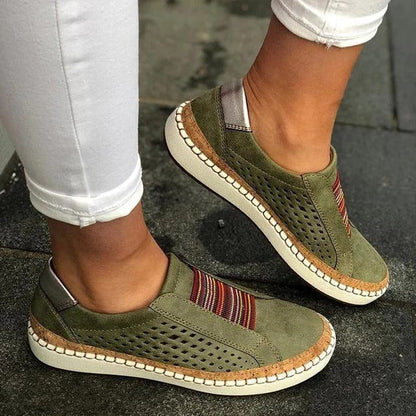 Slip-On Women's Sneakers with Air-Permeable Upper and Toe Clasp Hold, Flat Bottom Sole