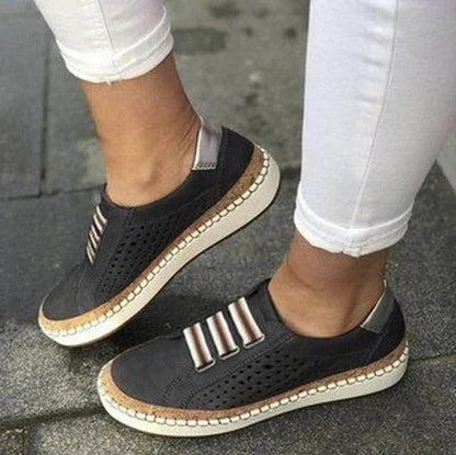Slip-On Women's Sneakers with Air-Permeable Upper and Toe Clasp Hold, Flat Bottom Sole