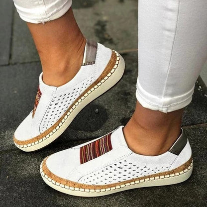 Slip-On Women's Sneakers with Air-Permeable Upper and Toe Clasp Hold, Flat Bottom Sole