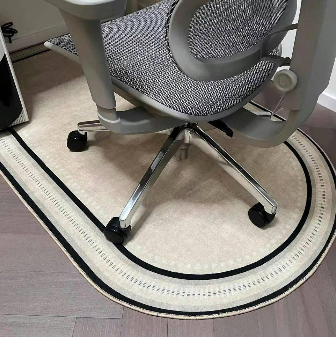 Office Chair Mat with Looped Fleece and Non-Slip Backing for Hard Floors and Carpets